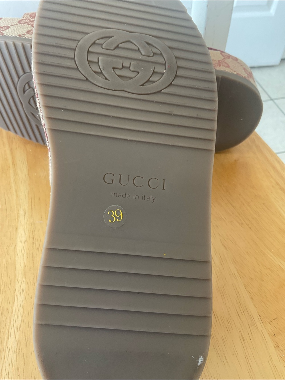 Gucci Platform Sandals - Picture 6 of 8